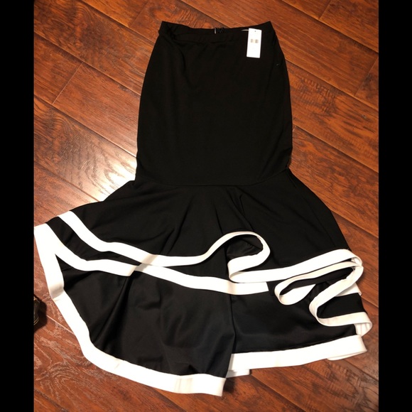 Fashion Nova Dresses & Skirts - Fashion Nova Maxi Skirt